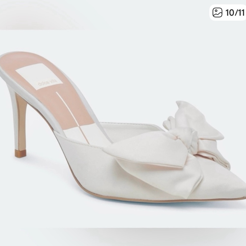 Dolce Vita Kayli Bow Heels in White Satin, Size 6